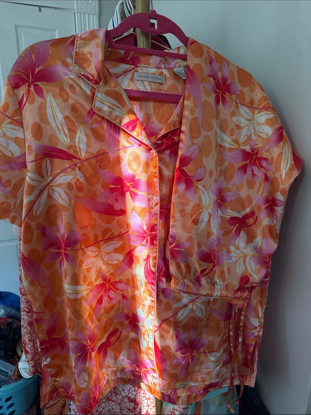Valerie Stevens Pink & Orange Floral pjs